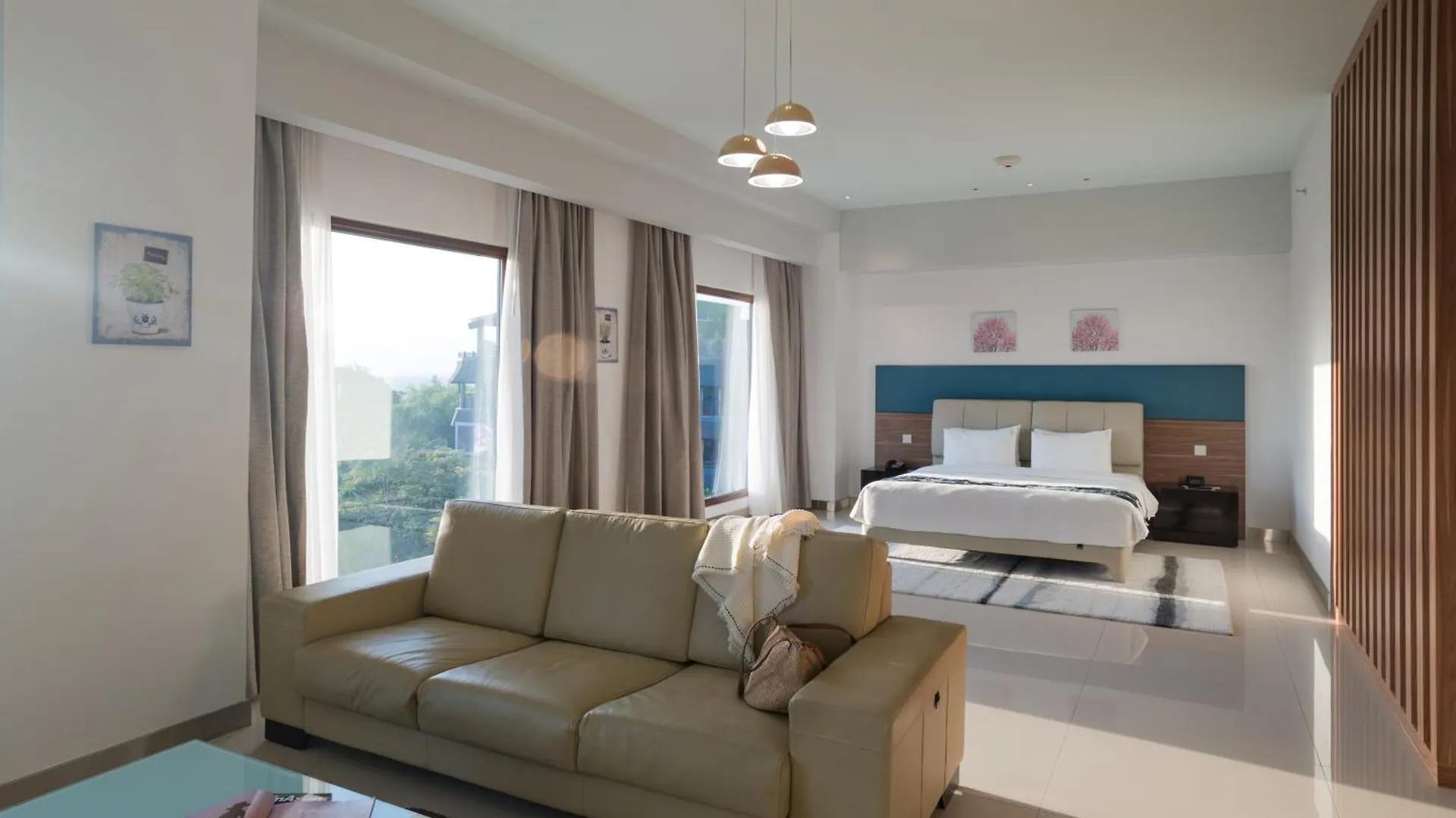 Holiday Inn Express Baruna By Ihg Kuta Lombok 4*,  Indonezja