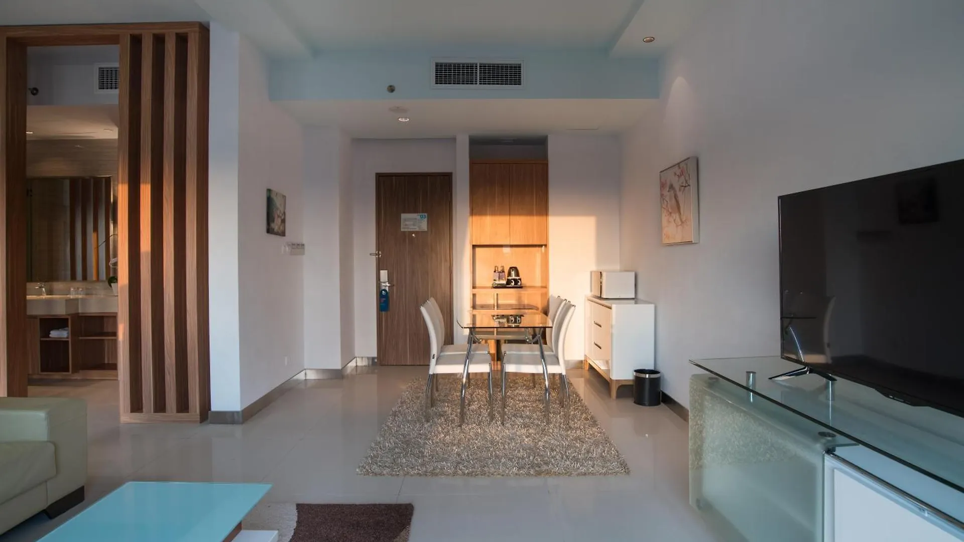 Holiday Inn Express Baruna By Ihg Kuta Lombok Ośrodek wypoczynkowy
