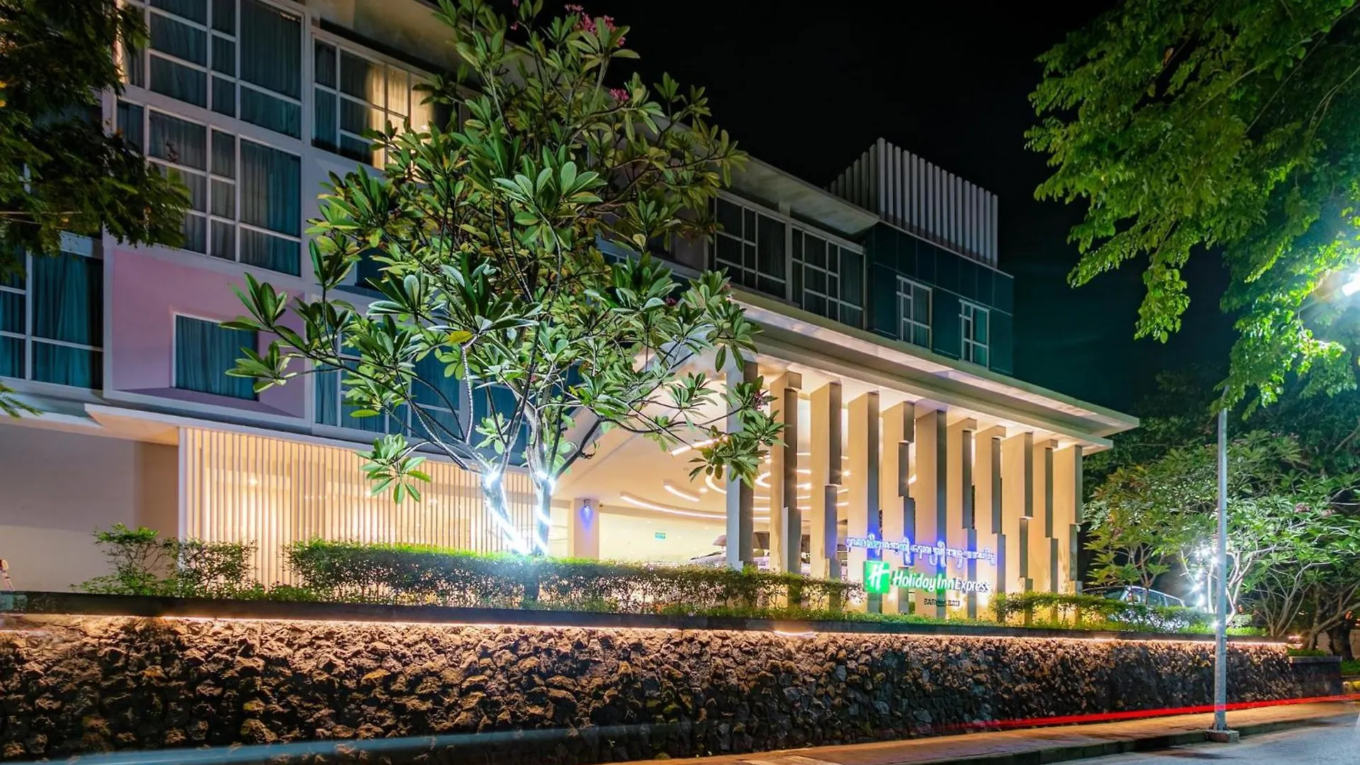 Ośrodek wypoczynkowy Holiday Inn Express Baruna By Ihg Kuta Lombok