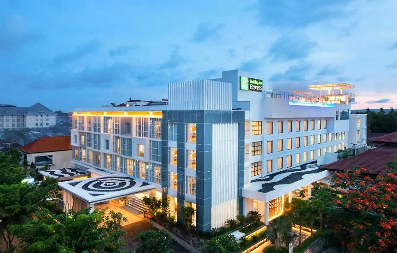 Holiday Inn Express Baruna By Ihg Kuta Lombok 4*,